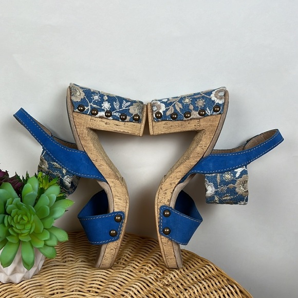 Sbicca Chunky Heel Sandal Embroidered Denim Studded Open Toe 40 - Picture 5 of 15
